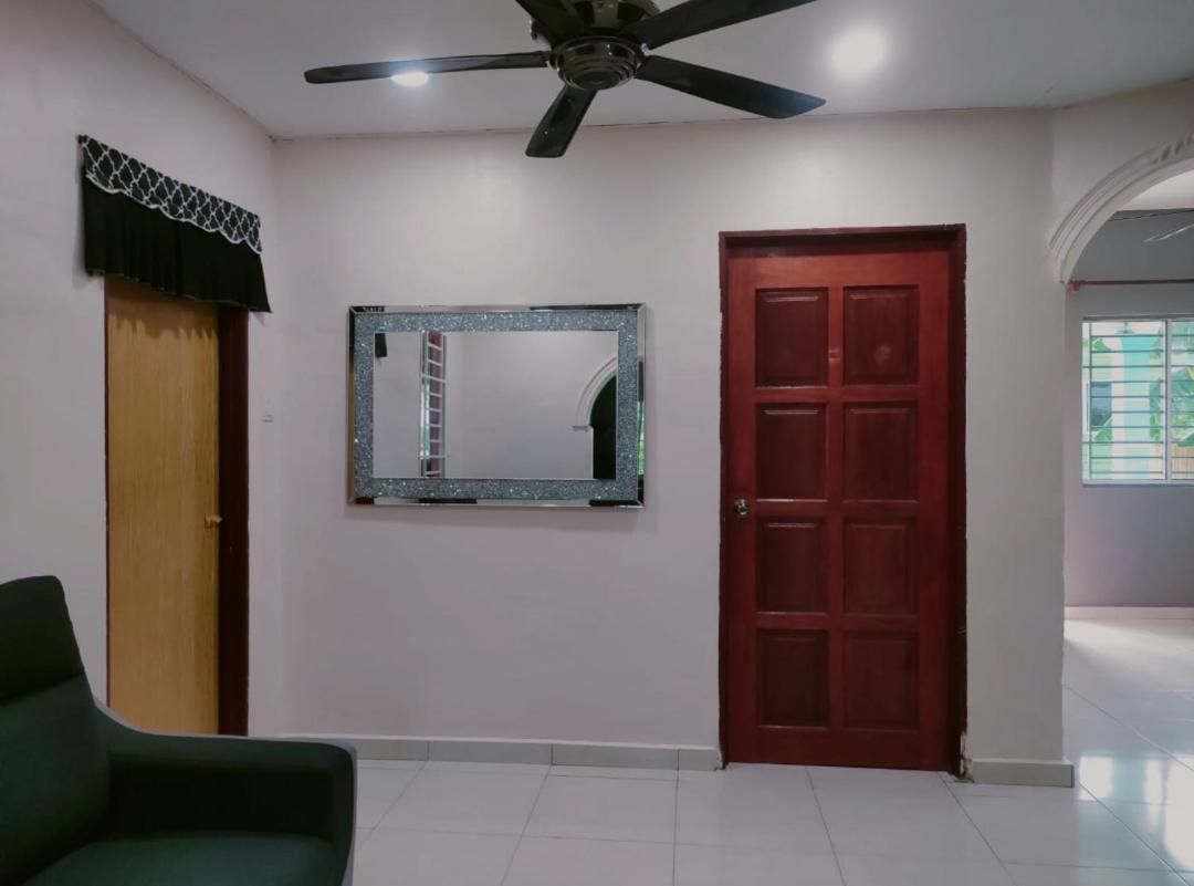 Izz Homestay Sawah Padi Sungai Besar ! Ngoại thất bức ảnh